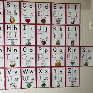 alfabeto de parede para crianças